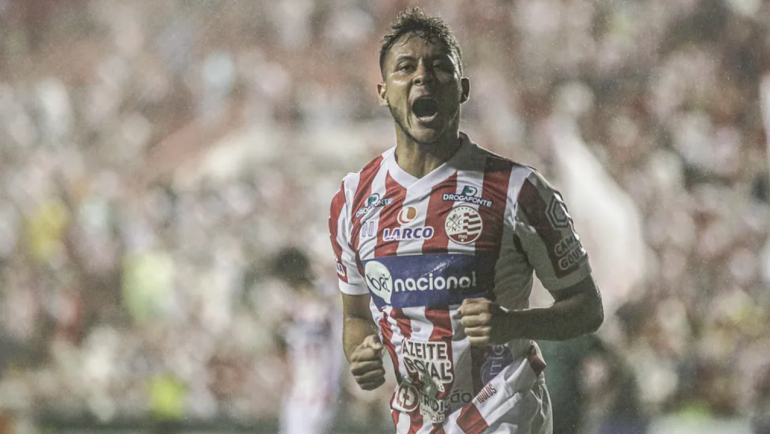 Gabriel Santiago tá de volta no meio de campo do Náutico e tá mandando ver nas assistências, se consagrando como o garçom do time!