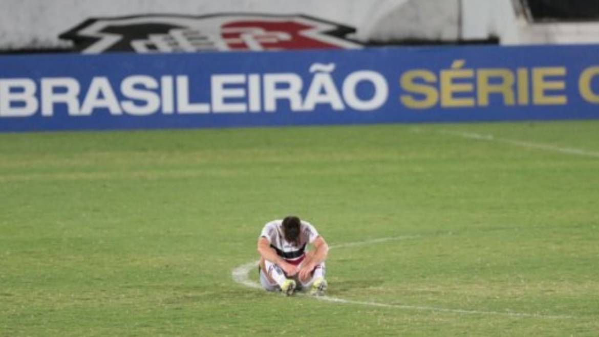 O Santa Cruz está enfrentando dificuldades na Série D.