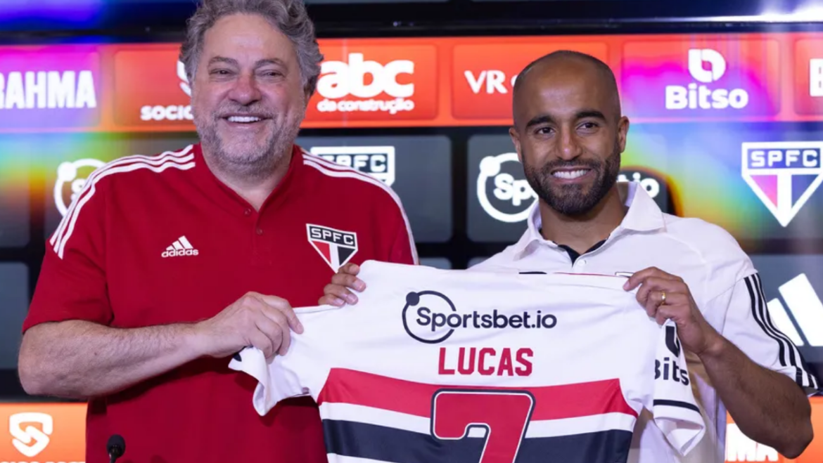 Lucas Moura pode estrear domingo