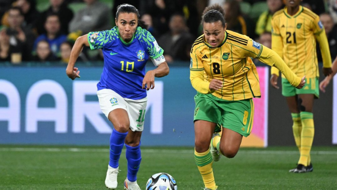 Eliminação precoce na Copa do Mundo feminina.