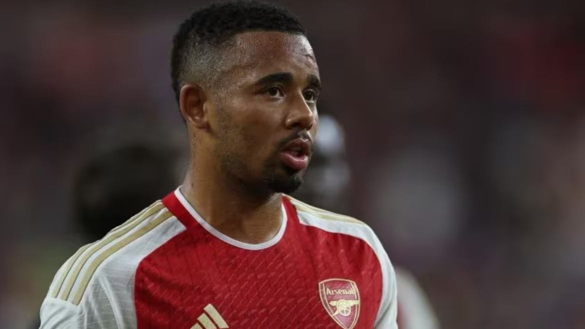 Gabriel Jesus desfalcará o Arsenal no início da temporada.