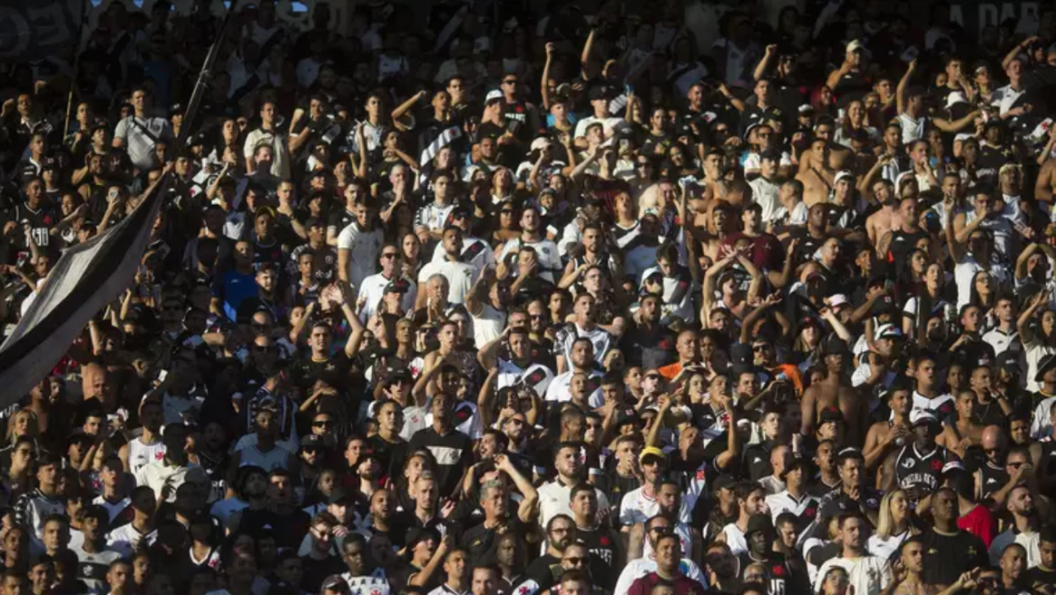 Torcida do Vasco esgota ingressos para esperado retorno a São Januário