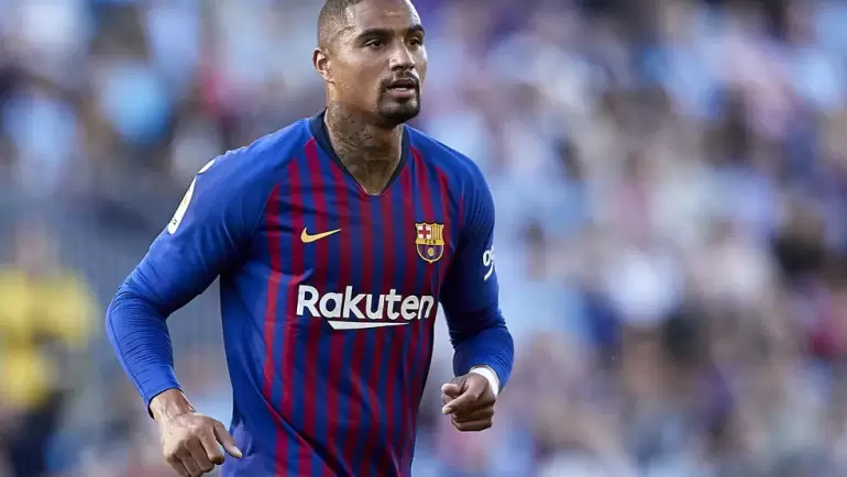 “Maior mentira da minha vida”, diz Boateng sobre elogio a Messi na chegada ao Barcelona