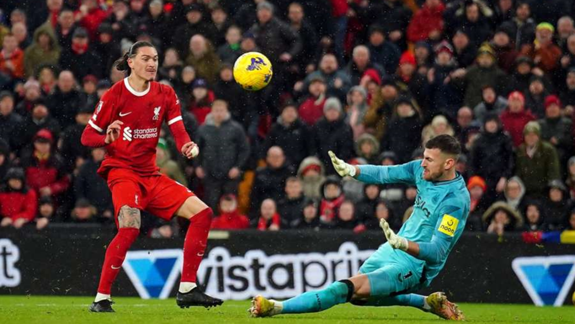 Liverpool vence Newcastle