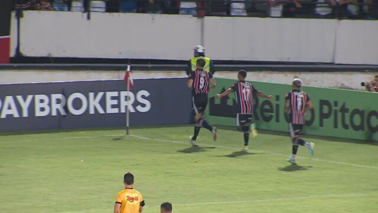 Goleada de 5 a 1 sobre o Afogados no Estadual