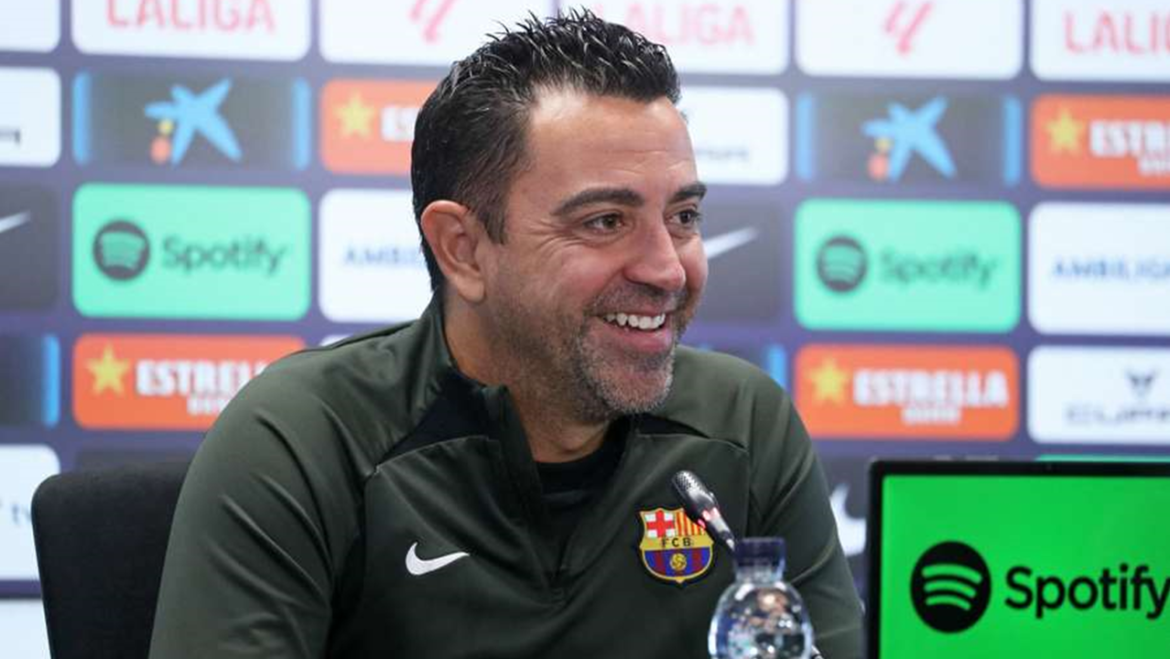 Xavi Elogia Desempenho de Vitor Roque