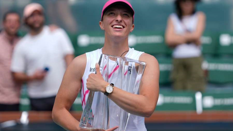 Swiatek vence Sakkari em Indian Wells