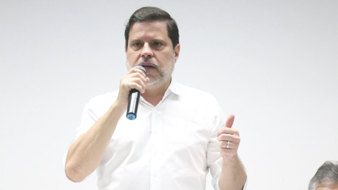 Presidente do Santa com Proposta