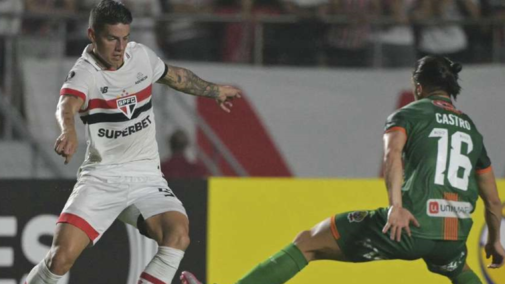 O São Paulo conquistou sua primeira vitória na Libertadores 2024 ao derrotar o Cobresal por 2 a 0 no Morumbi. Os gols só vieram no segundo tempo, com André Silva aos 36 minutos e Calleri aos 42 apesar da expectativa de uma vitória tranquila diante de um adversário que não havia vencido nenhum j [...]